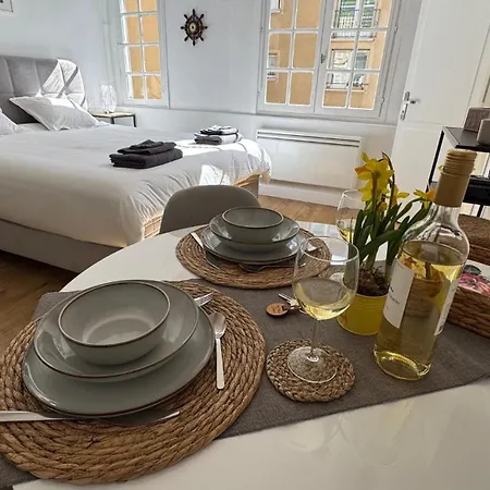 Apartment 250m Du Port - Hypercentre - Du Xveme Siecle Honfleur