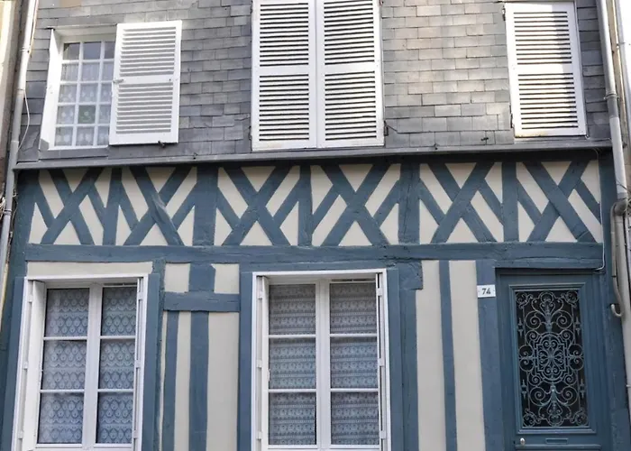 Centre Historique - 3 Etoiles Apartment *